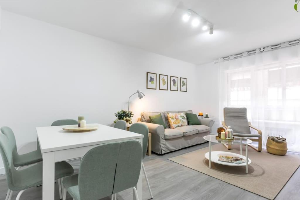 Apartamento Marques De Urquijo Хихон Экстерьер фото