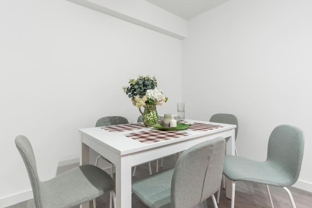 Apartamento Marques De Urquijo Хихон Экстерьер фото